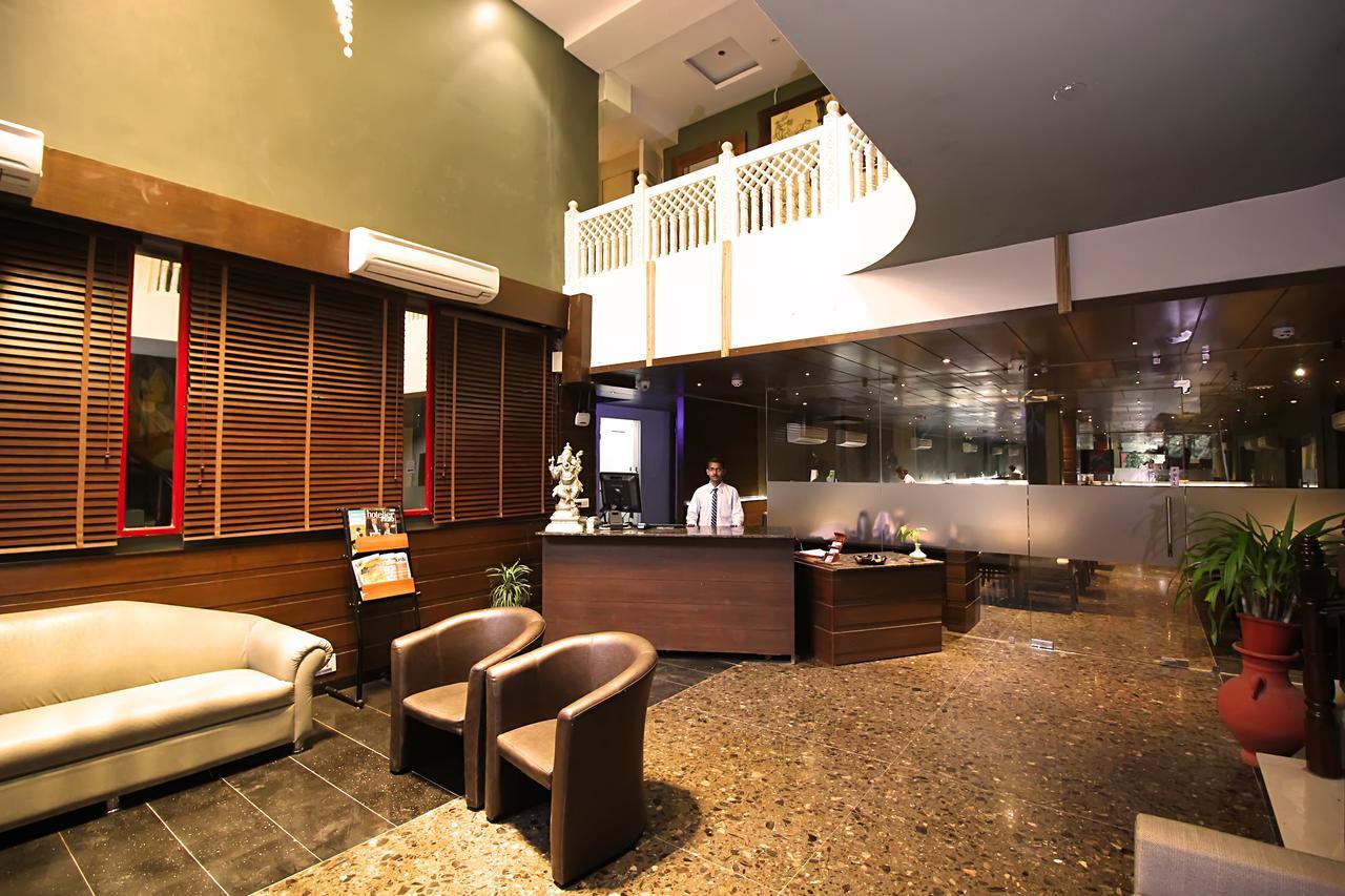 Aravali Clarks Inn Алвар Екстериор снимка
