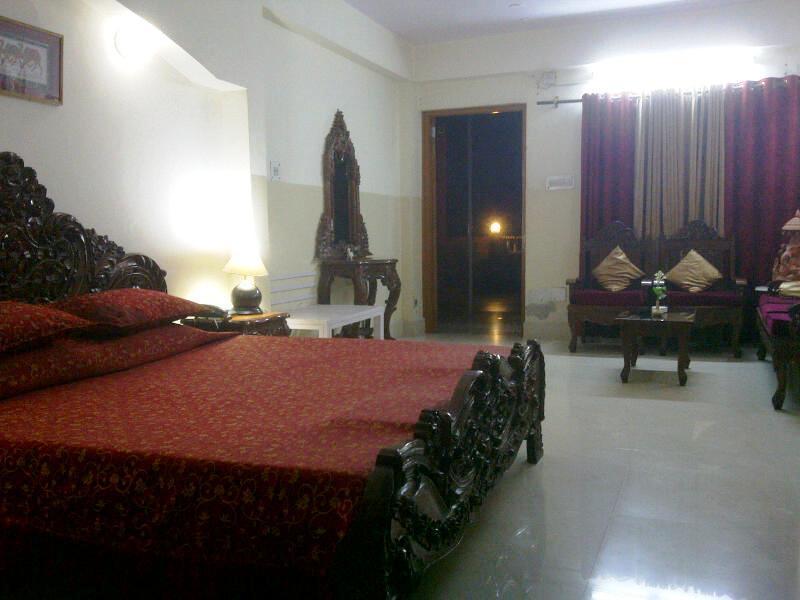 Aravali Clarks Inn Алвар Стая снимка